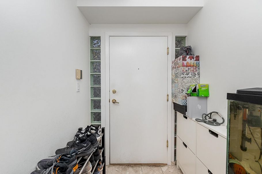 1403 3061 E Kent Avenue North Vancouver, BC - 4