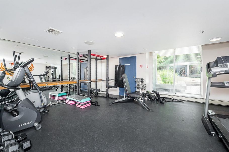 1403 3061 E Kent Avenue North Vancouver, BC - 36