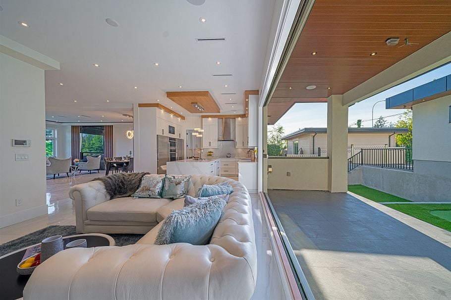214 W 24th Street North Vancouver, BC - 20
