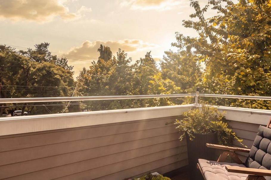 1372 E 10th Avenue Vancouver, BC - 34
