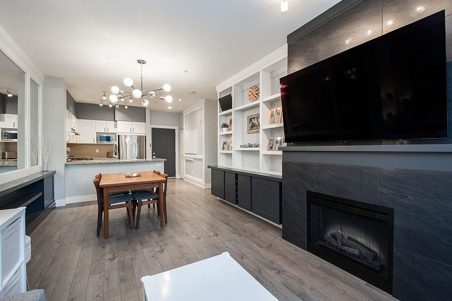104 1111 E 27th Street North Vancouver, BC - 11