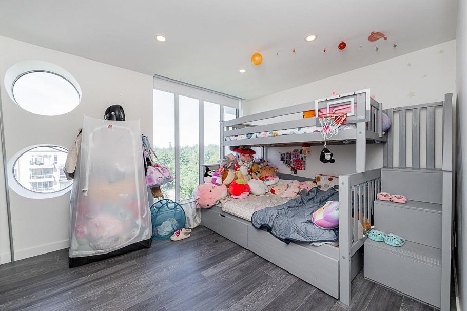 1403 3061 E Kent Avenue North Vancouver, BC - 20