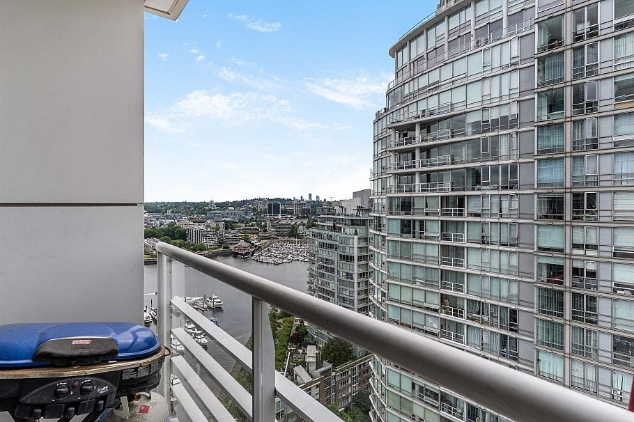 2807 1199 Marinaside Crescent Vancouver, BC - 20