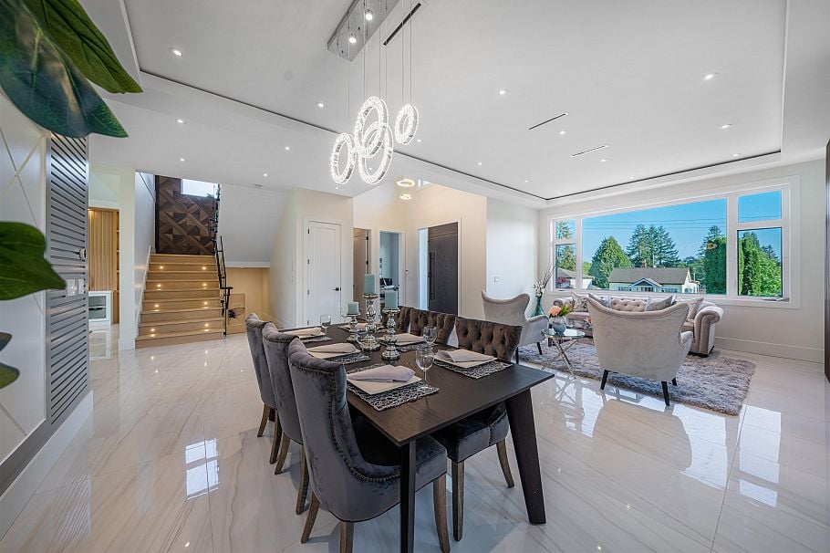 214 W 24th Street North Vancouver, BC - 11