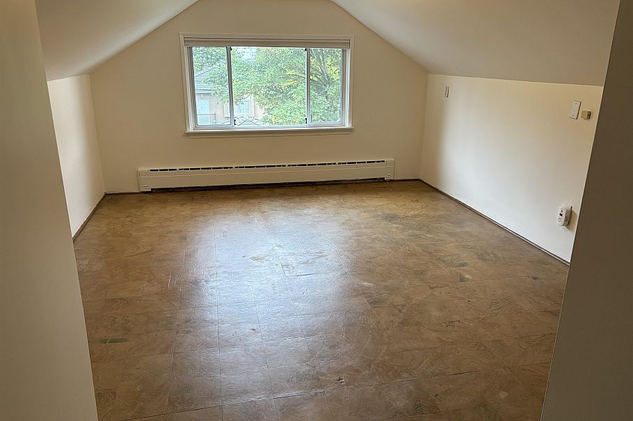 312 E 46th Avenue Vancouver, BC - 6
