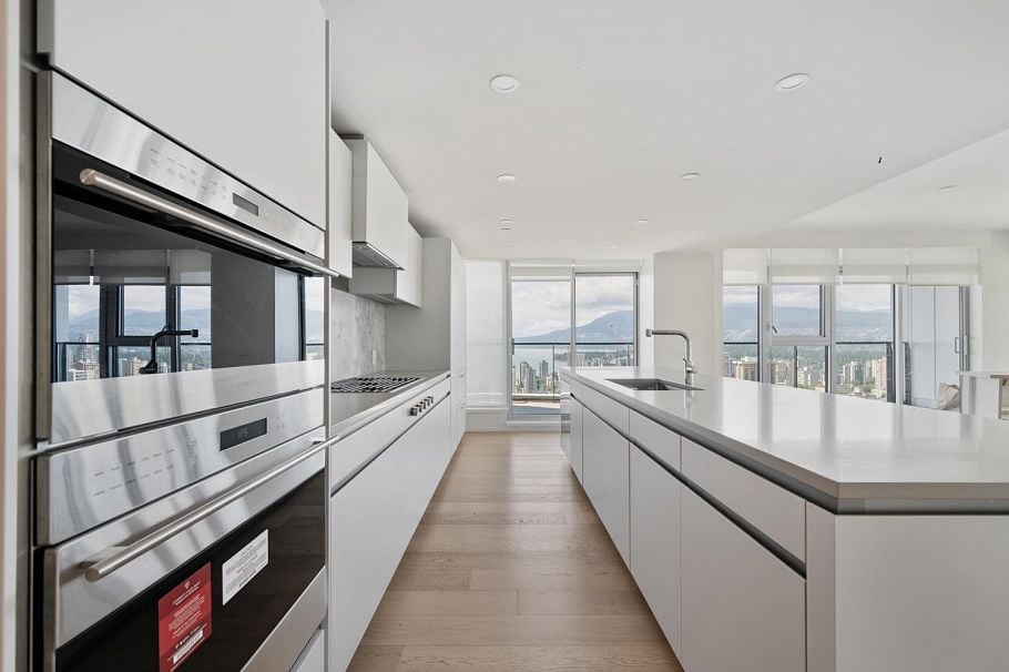 3X03 889 PACIFIC STREET, Vancouver BC V6Z 1C3 Vancouver, BC - 3