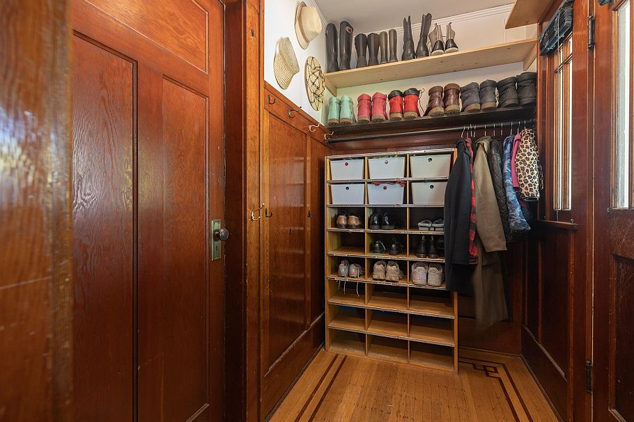 4188 W 13th Avenue Vancouver, BC - 14