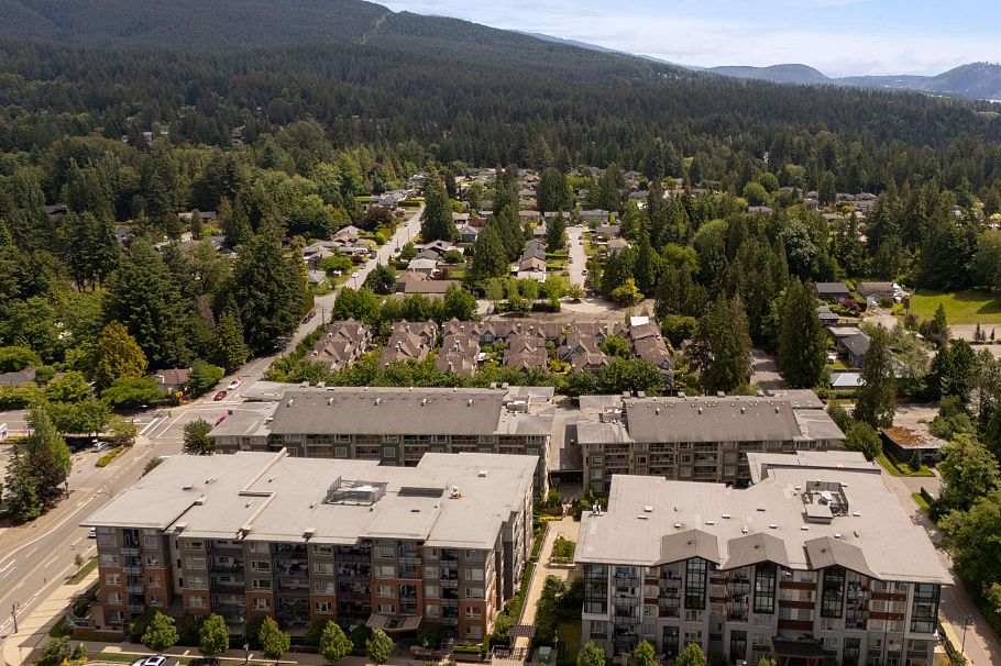 417 2665 Mountain Highway North Vancouver, BC - 19