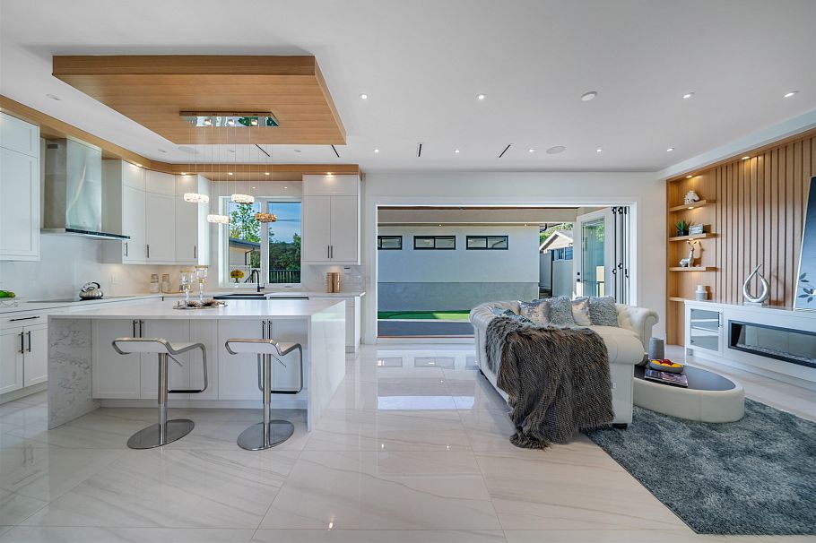 214 W 24th Street North Vancouver, BC - 14