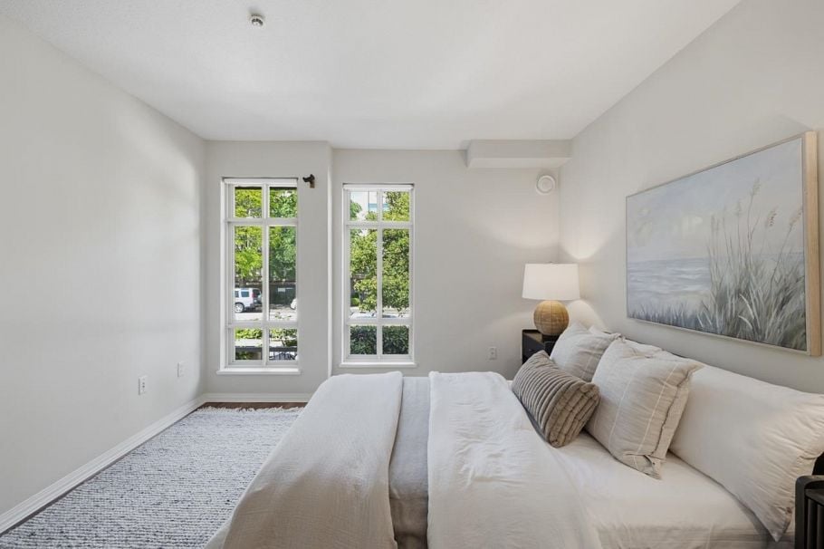 3018 W 4th Avenue Vancouver, BC - 17