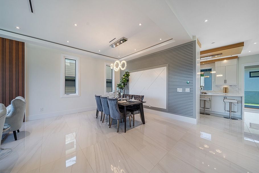 214 W 24th Street North Vancouver, BC - 10