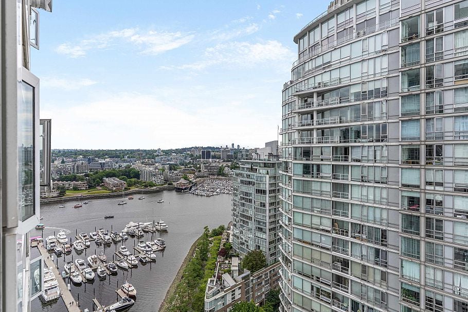 2807 1199 Marinaside Crescent Vancouver, BC - 25