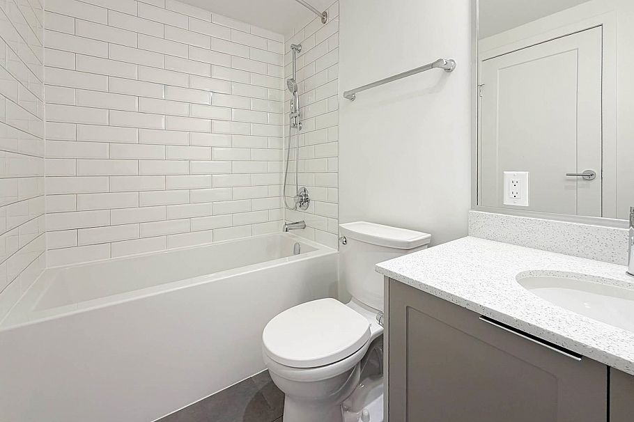 1102 High Rise-150 E KEITH ROAD, North Vancouver BC V7L 1T8 North Vancouver, BC - 12