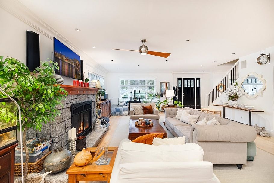 1232 Harris Avenue North Vancouver, BC - 10