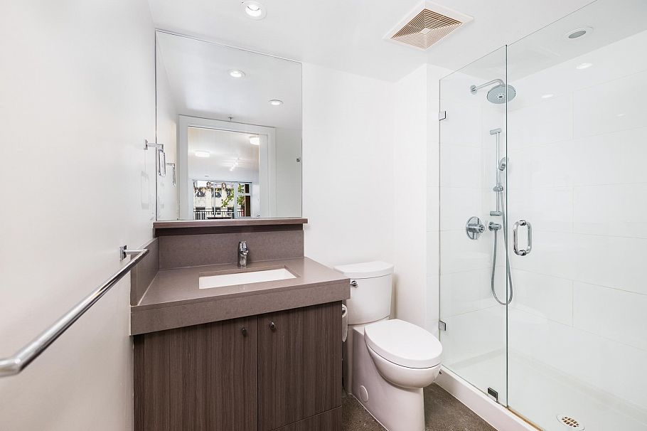 305 231 E Pender Street Vancouver, BC - 17