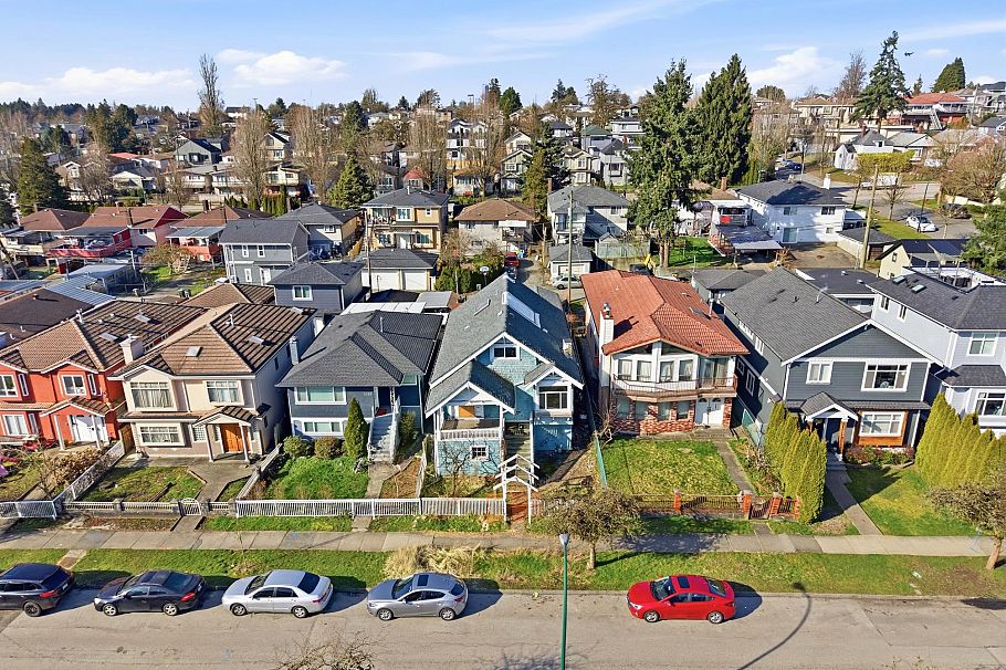 5541 Lanark Street Vancouver, BC - 3