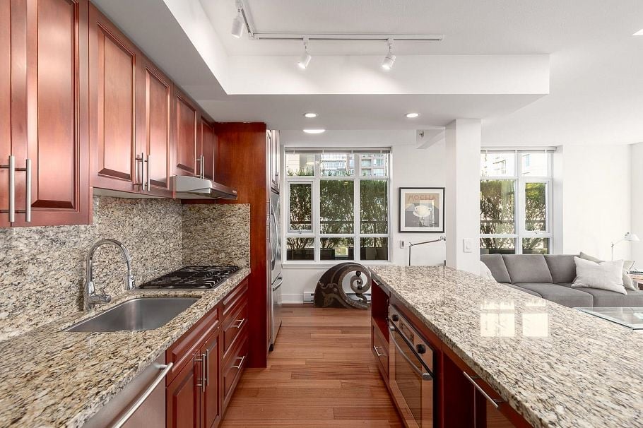 PH803 988 Richards Street Vancouver, BC - 12
