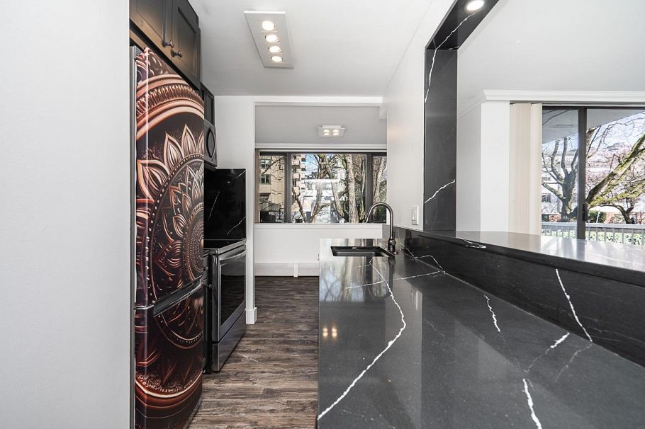 204 1740 Comox Street Vancouver, BC - 14