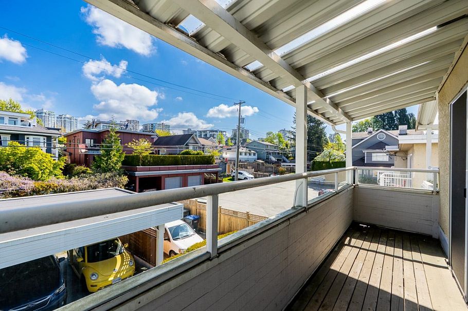 238 W 4th Street North Vancouver, BC - 15