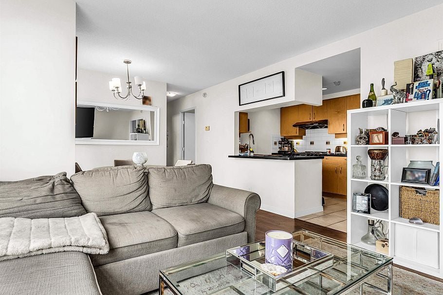 2807 1199 Marinaside Crescent Vancouver, BC - 7