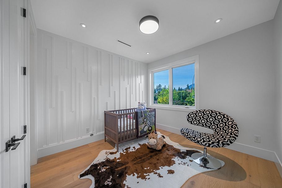 214 W 24th Street North Vancouver, BC - 12