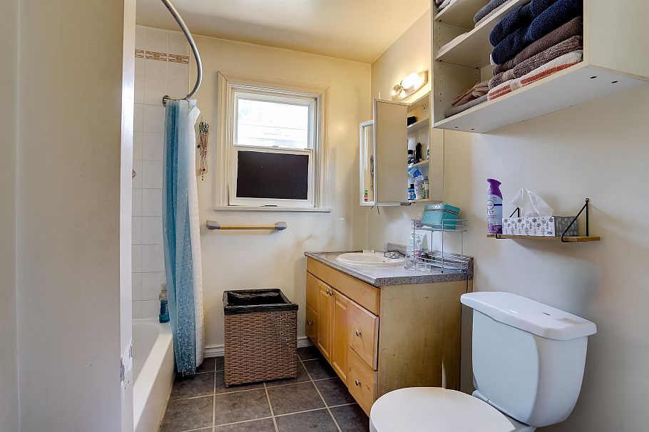 936 Nanaimo Street Vancouver, BC - 18