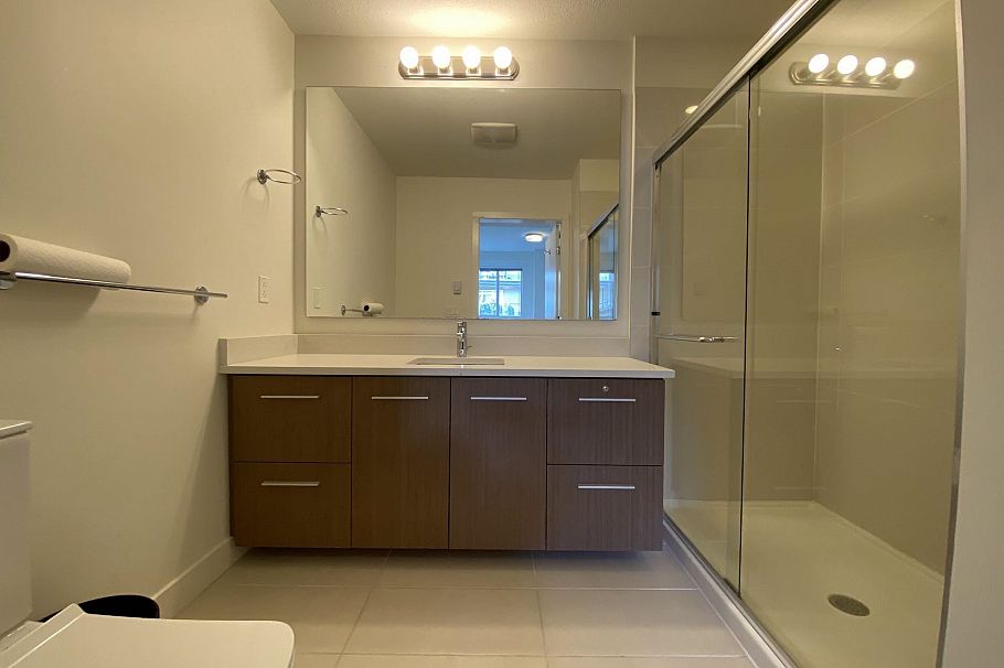 606 3462 Ross Drive Vancouver, BC - 10