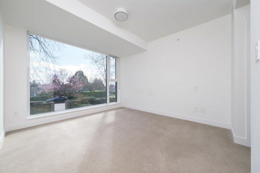 1581 W 57th Avenue Vancouver, BC - 25