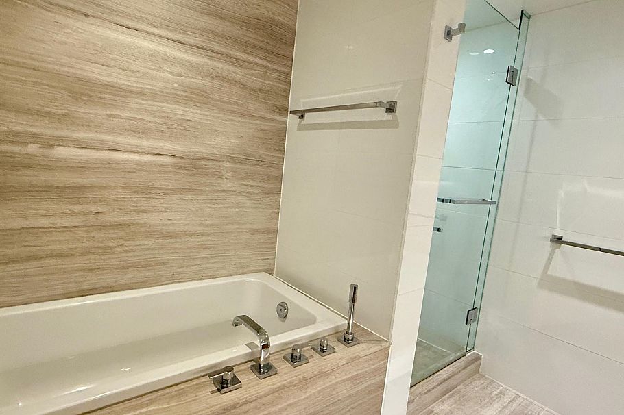 1581 W 57th Avenue Vancouver, BC - 21