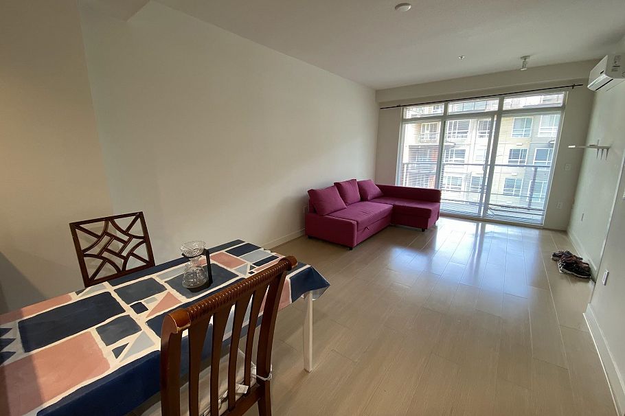 606 3462 Ross Drive Vancouver, BC - 2