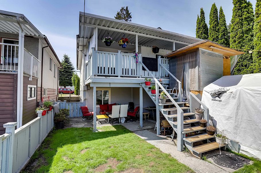 936 Nanaimo Street Vancouver, BC - 9
