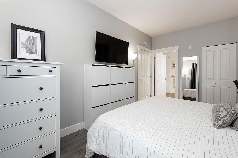 104 1111 E 27th Street North Vancouver, BC - 23