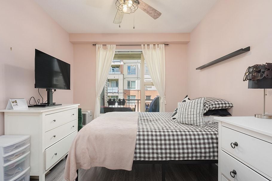 417 2665 Mountain Highway North Vancouver, BC - 10