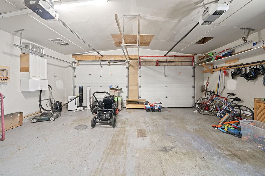 3750 W 17th Avenue Vancouver, BC - 23
