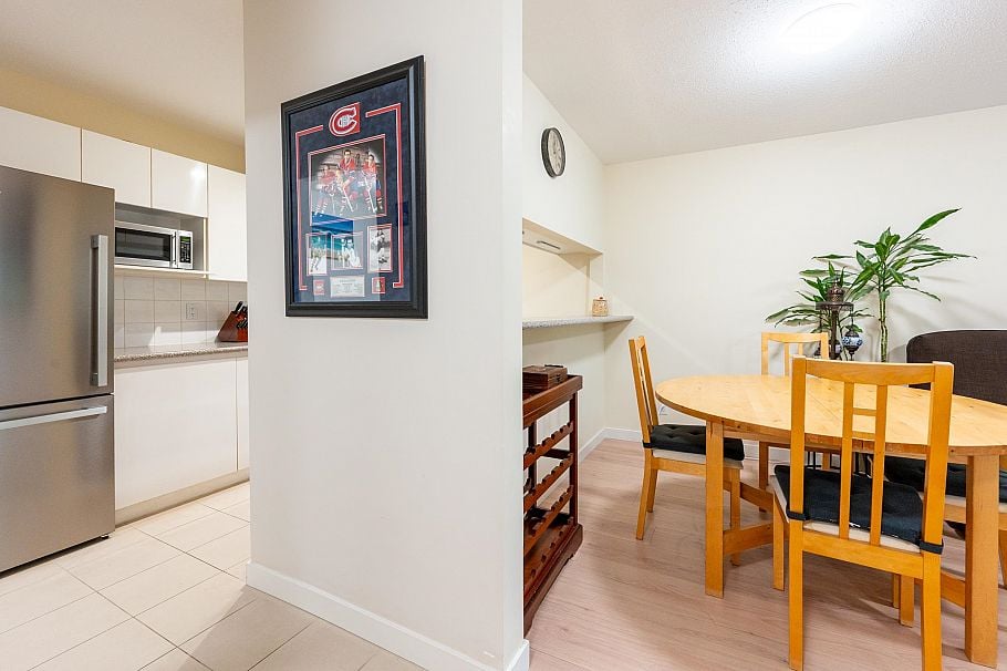 1 1386 W 6th Avenue Vancouver, BC - 9