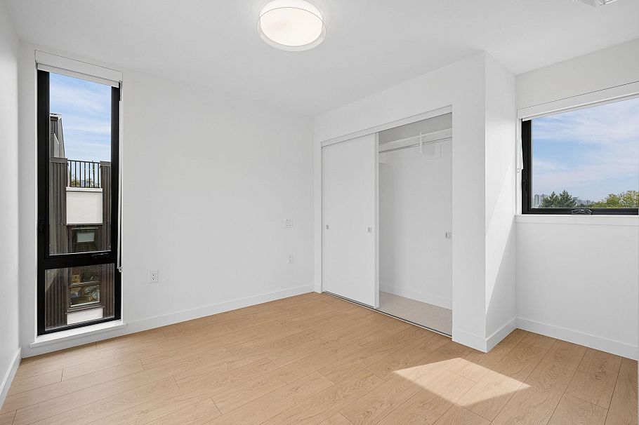 221 2820 Nanaimo Street Vancouver, BC - 17