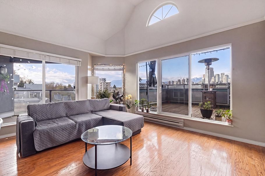306 1345 W 4th Avenue Vancouver, BC - 1
