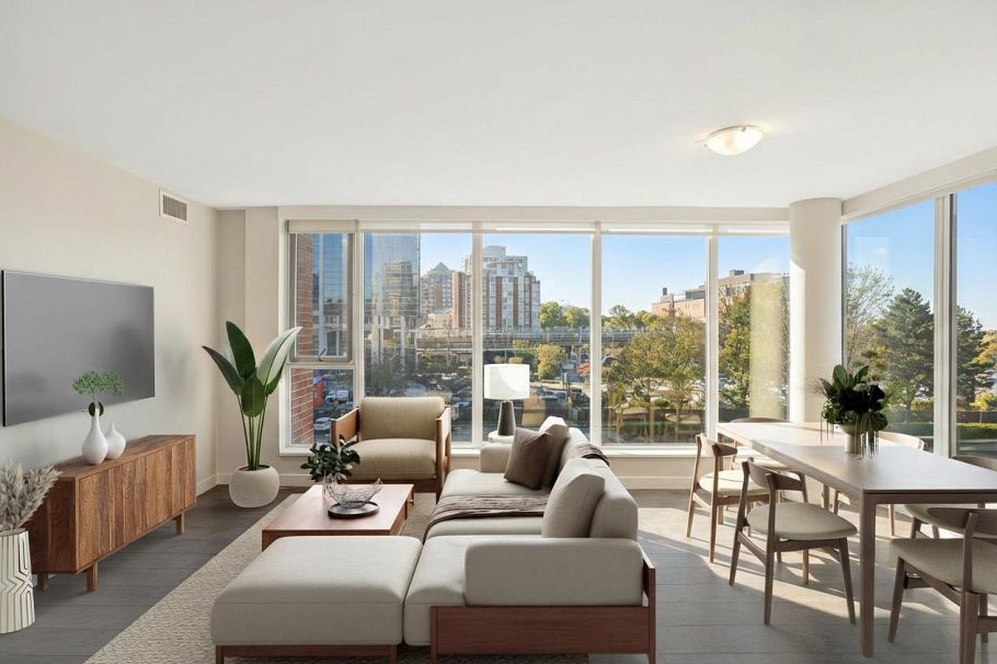 613 1618 Quebec Street Vancouver, BC - 1