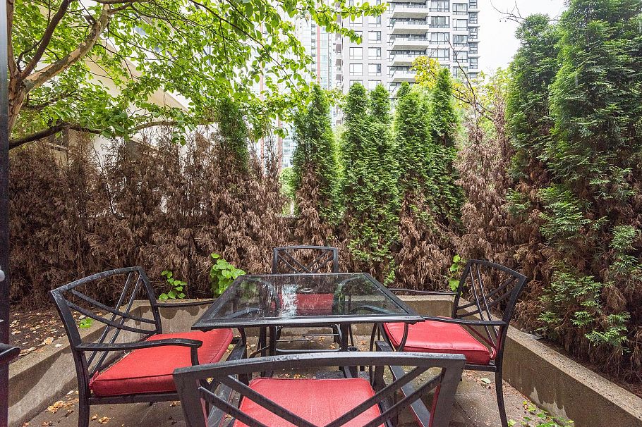 973 Mainland Street Vancouver, BC - 32