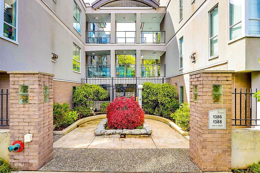 1 1386 W 6th Avenue Vancouver, BC - 31