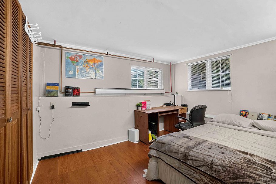 2063 W 37th Avenue Vancouver, BC - 18