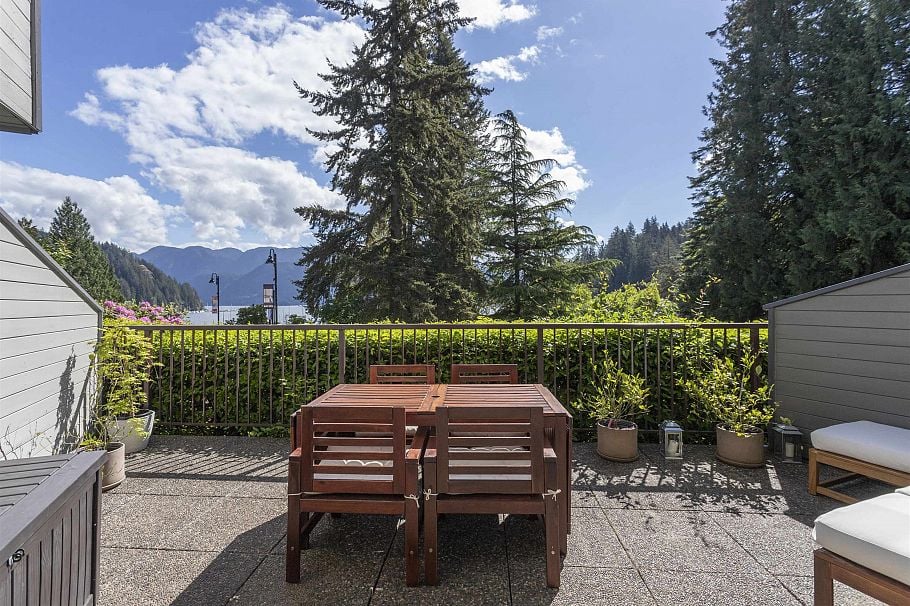 2151 Banbury Road North Vancouver, BC - 22