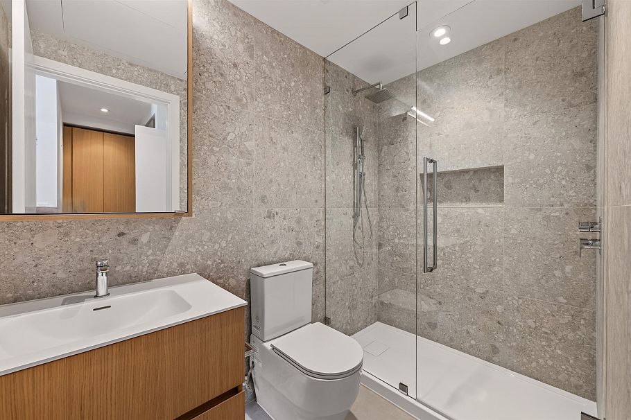 302 1526 W 6th Avenue Vancouver, BC - 26
