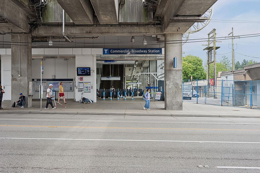221 2820 Nanaimo Street Vancouver, BC - 26