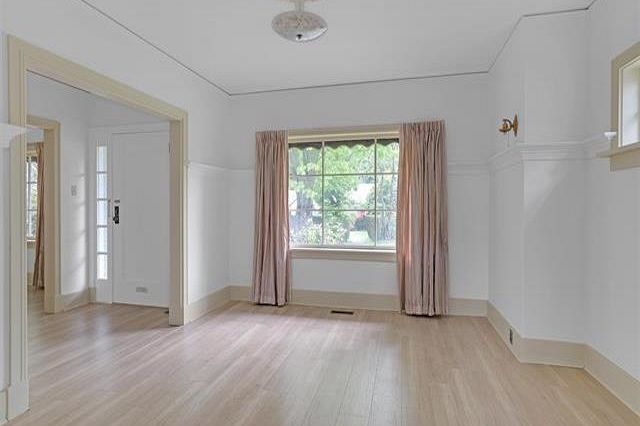5030 Blenheim Street Vancouver, BC - 4