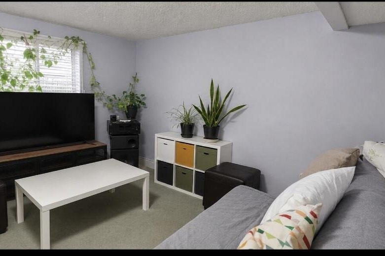 5350 Cecil Street Vancouver, BC - 10