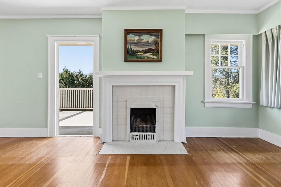 1570 W 36th Avenue Vancouver, BC - 20