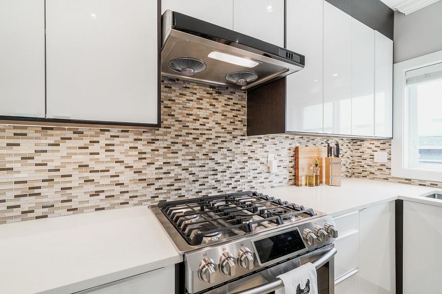 5603 Rhodes Street Vancouver, BC - 4
