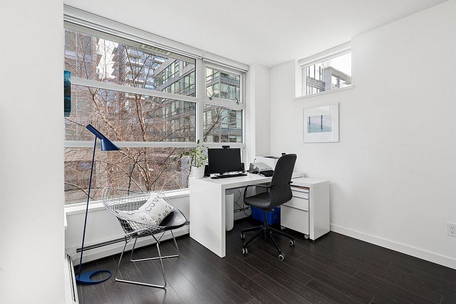156 W 1st Avenue Vancouver, BC - 11