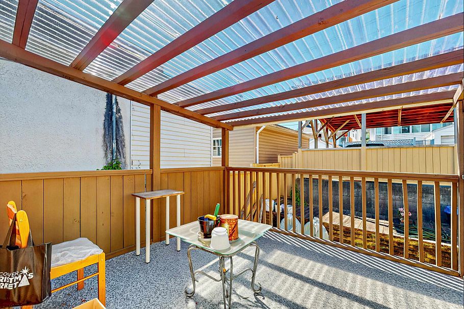 2514 E 27th Avenue Vancouver, BC - 11